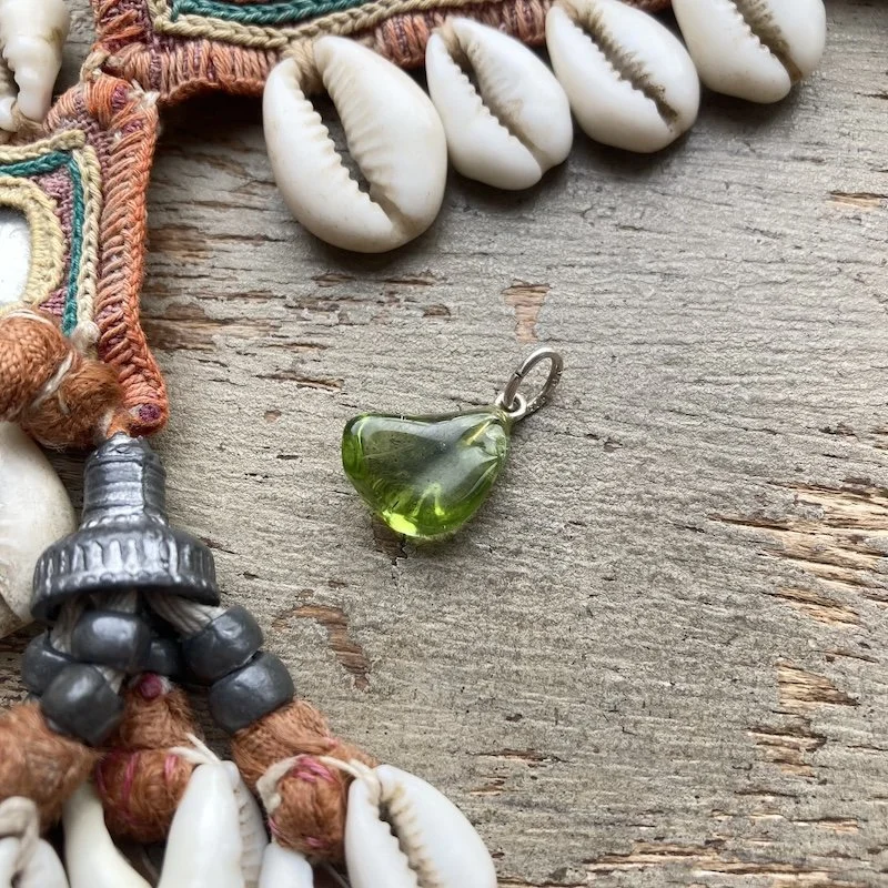 sterling silver and peridot crystal pendant 2.jpeg