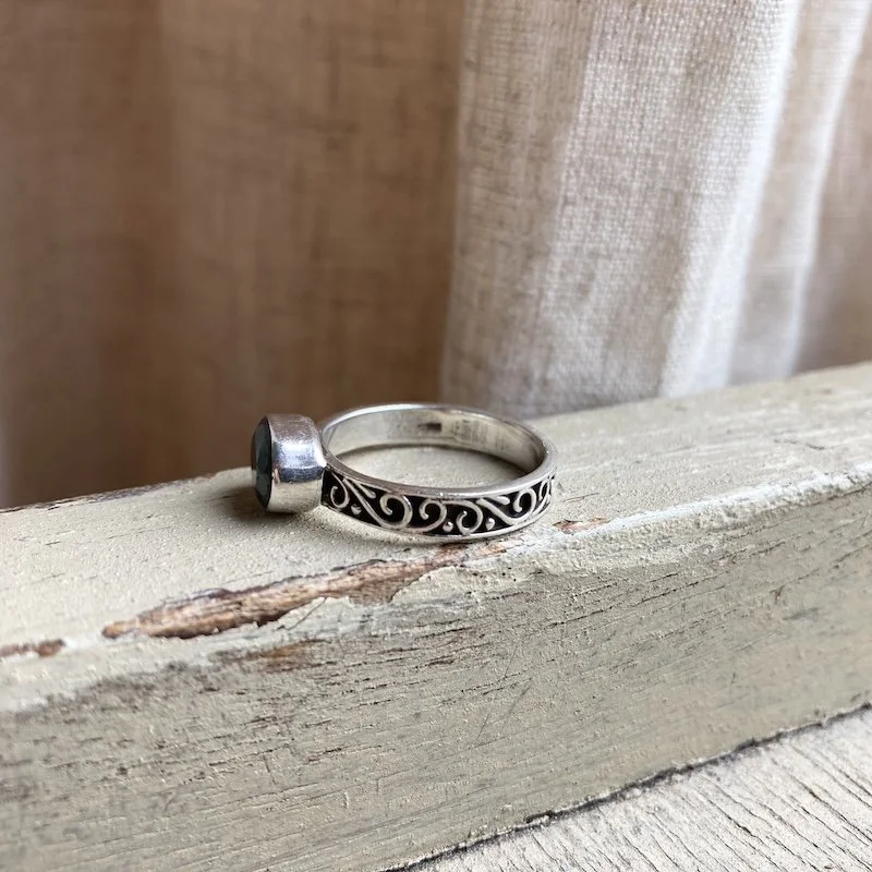 ornate sterling silver aventurine ring 3.jpeg