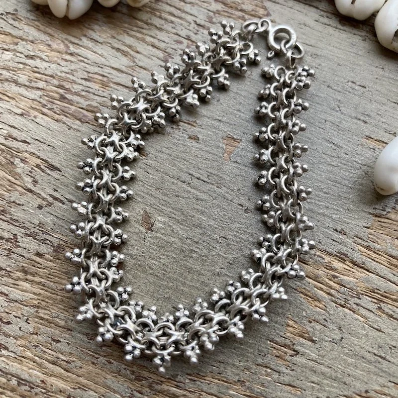 Indian ornate sterling silver bracelet 3.jpeg