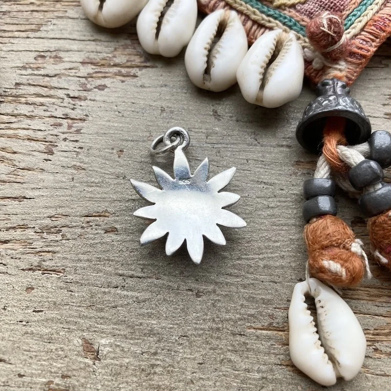 vintage sterling silver sun pendant 2.jpeg
