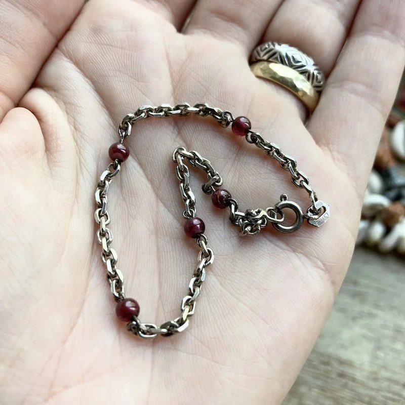 vintage sterling silver and garnet bead bracelet 3.jpeg