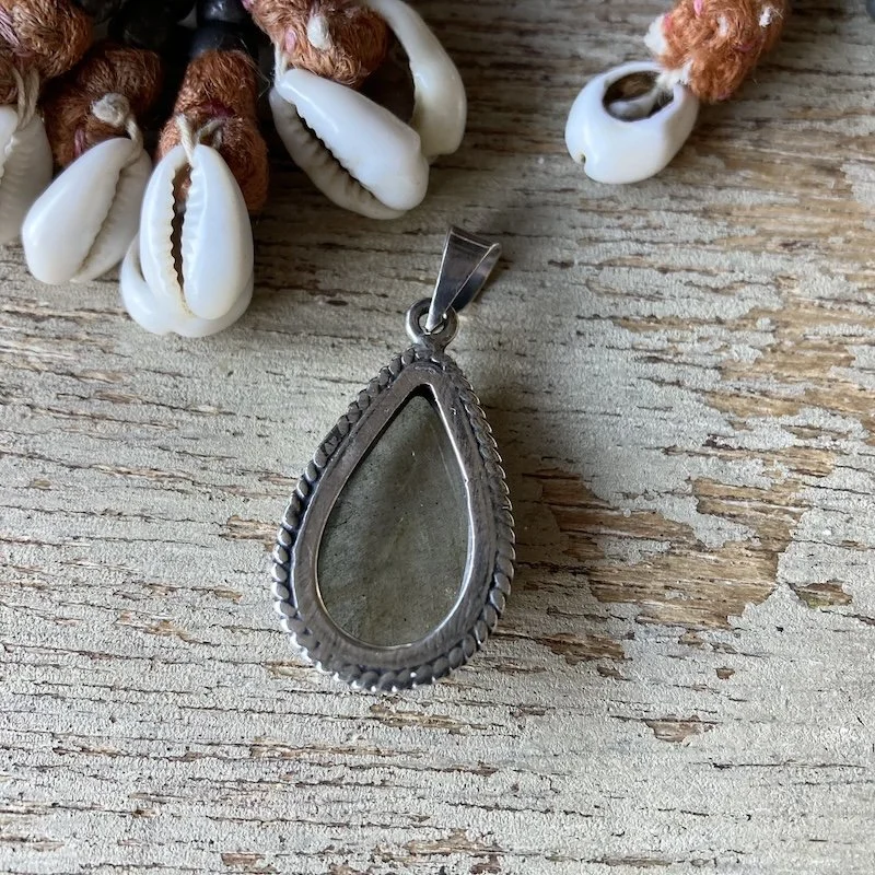 sterling silver labradorite teardrop pendant 3.jpeg