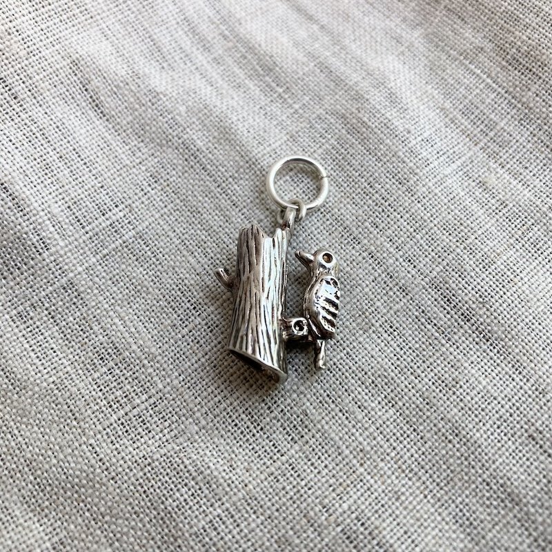 vintage sterling silver woodpecker pendant 1.jpeg