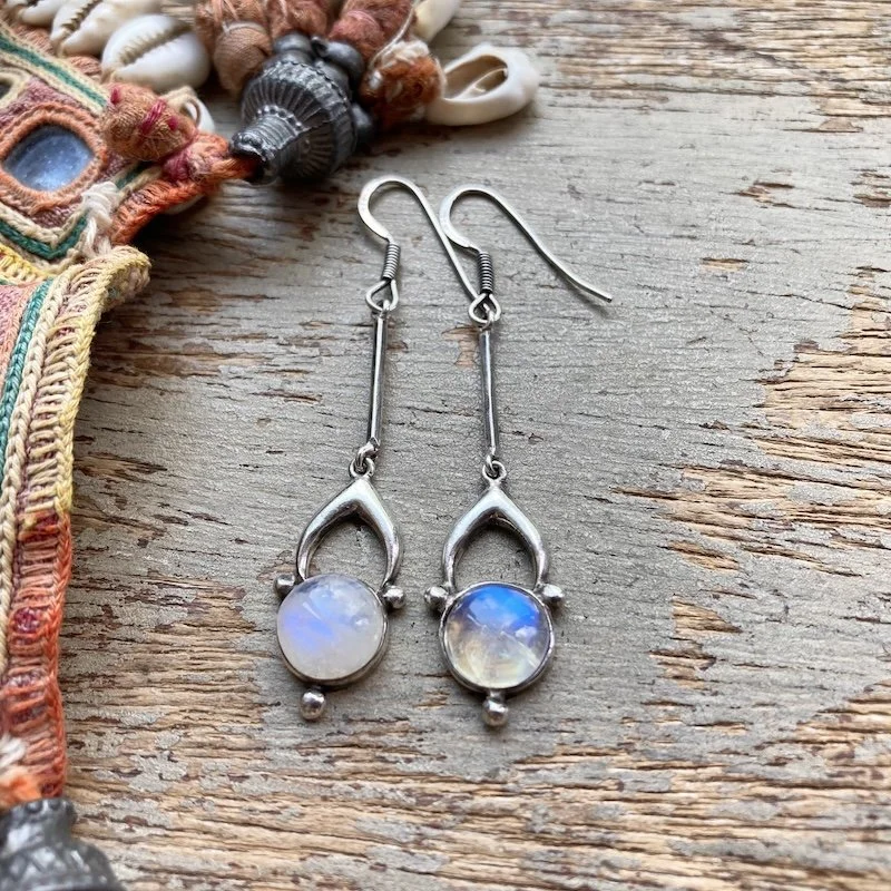 vintage sterling silver dangly rainbow moonstone earrings 1.jpeg