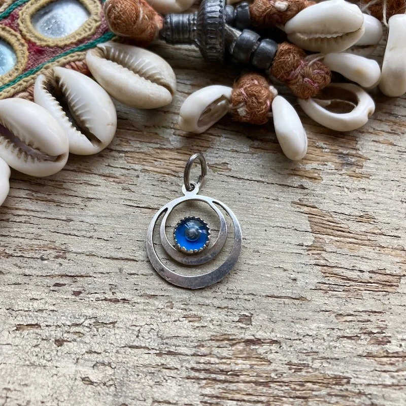 vintage sterling silver evil eye pendant 1.jpeg