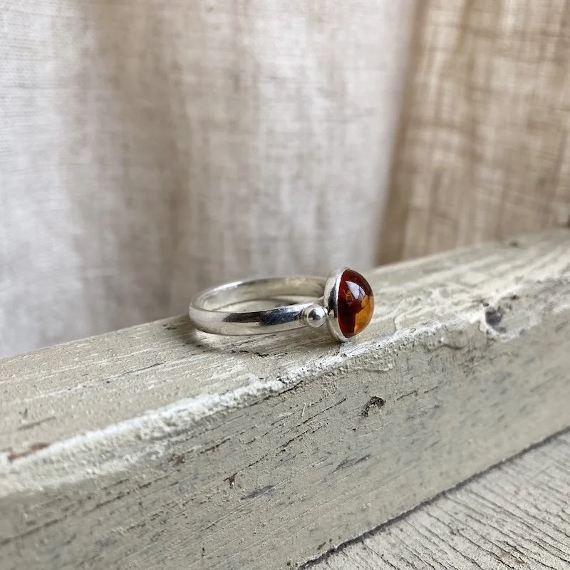 vintage sterling silver amber ring 2.jpeg