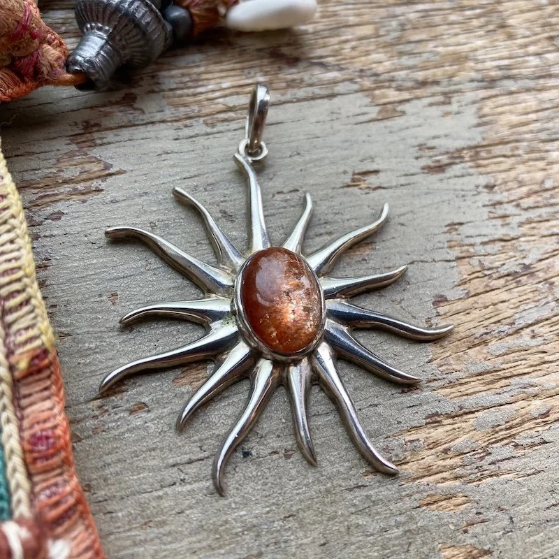 vintage sterling silver and sunstone sunburst pendant 2.jpeg
