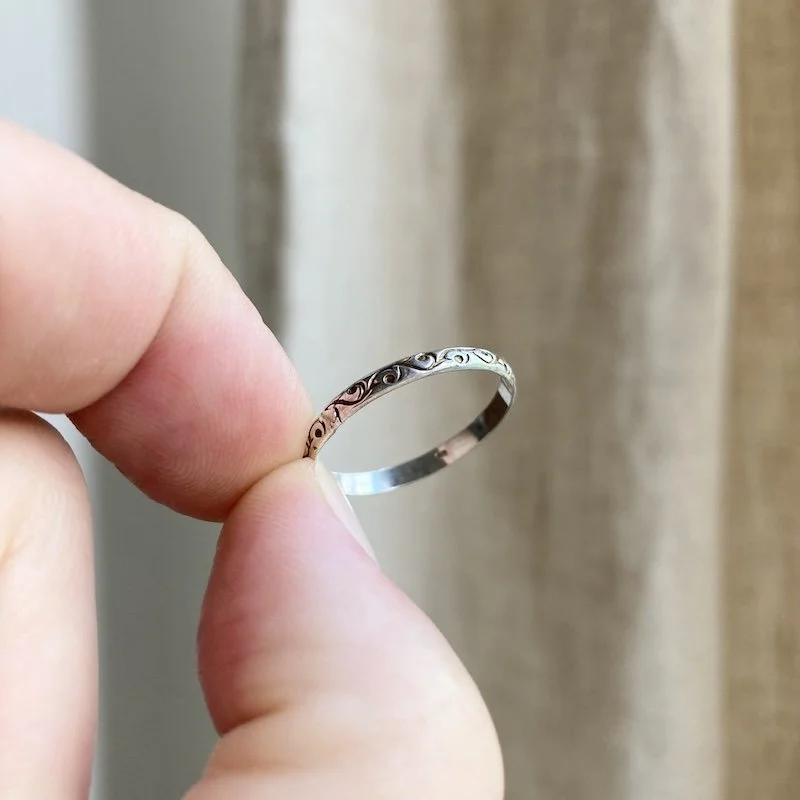 ornate sterling silver band ring 1.jpeg