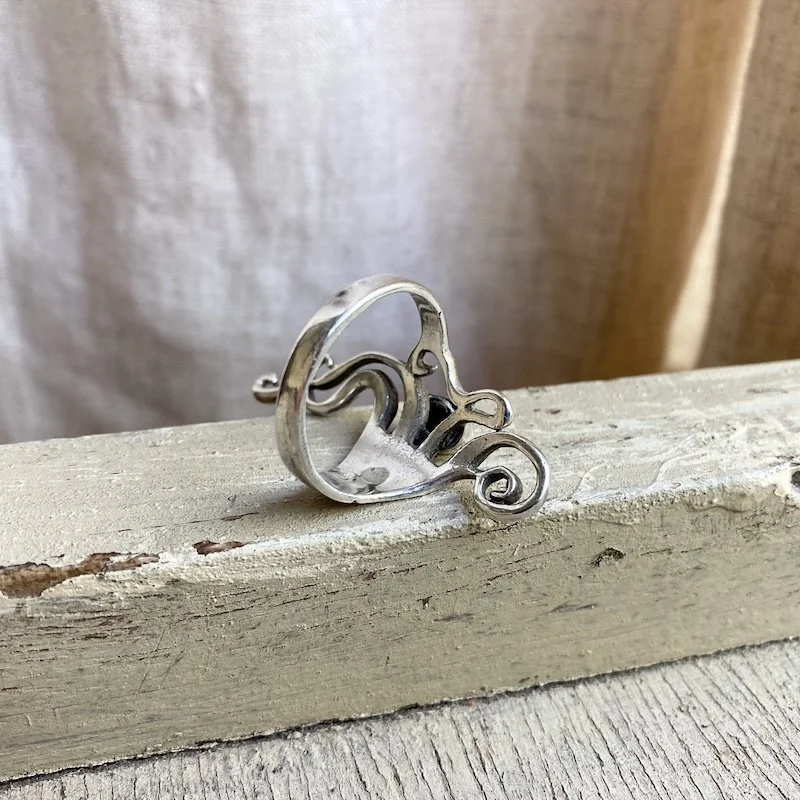 swirly ornate sterling silver and lapis lazuli ring 2.jpeg