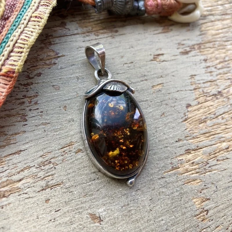 vintage sterling silver and natural amber pendant 2.jpeg