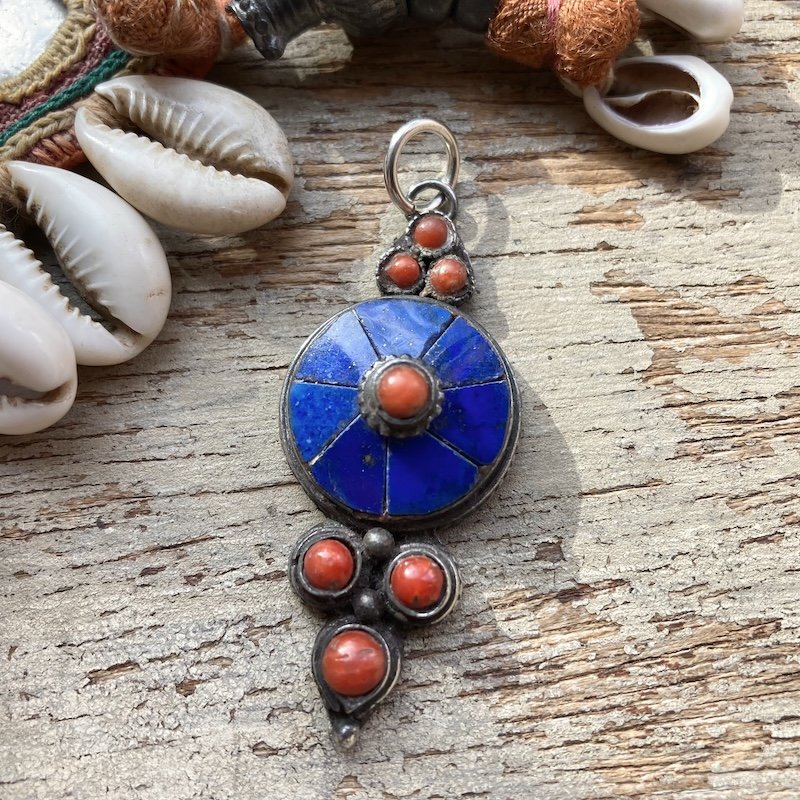 vintage Tibetan sterling silver lapis lazuli and red coral pendant 1.jpeg