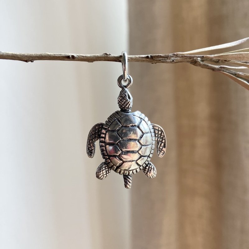 Vintage Sterling Silver Articulated Turtle Pendant