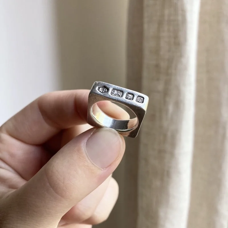 chunky heavy solid silver hallmark ring 4.jpeg