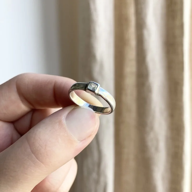 vintage sterling silver blue topaz ring 3.jpeg