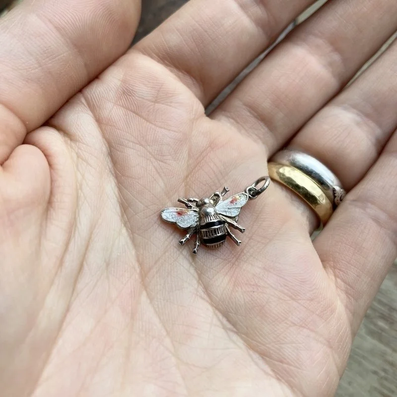vintage sterling silver enamelled bee pendant 3.jpeg