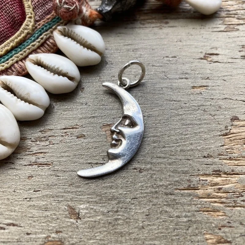 vintage sterling silver celestial moon pendant 1.jpeg