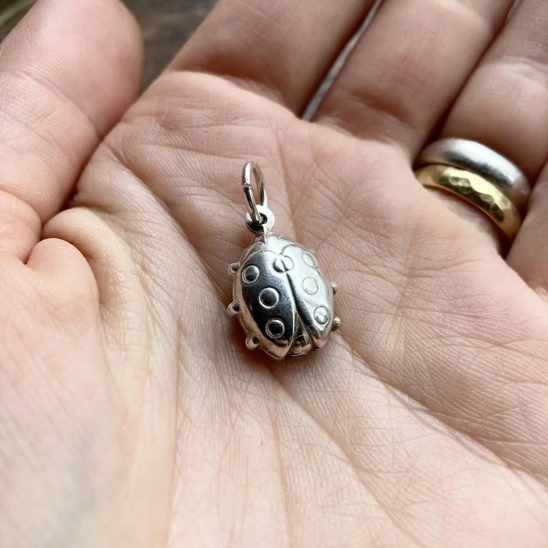 vintage sterling silver puffy ladybird pendant 3.jpeg