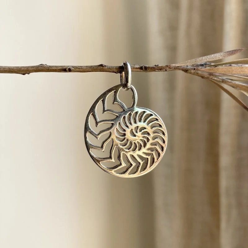 Lovely Vintage Sterling Silver Fossil Pendant