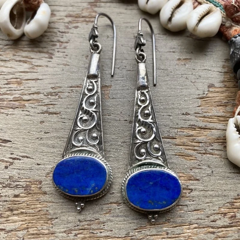Wonderful Vintage Indian Sterling Silver Lapis Lazuli Earrings
