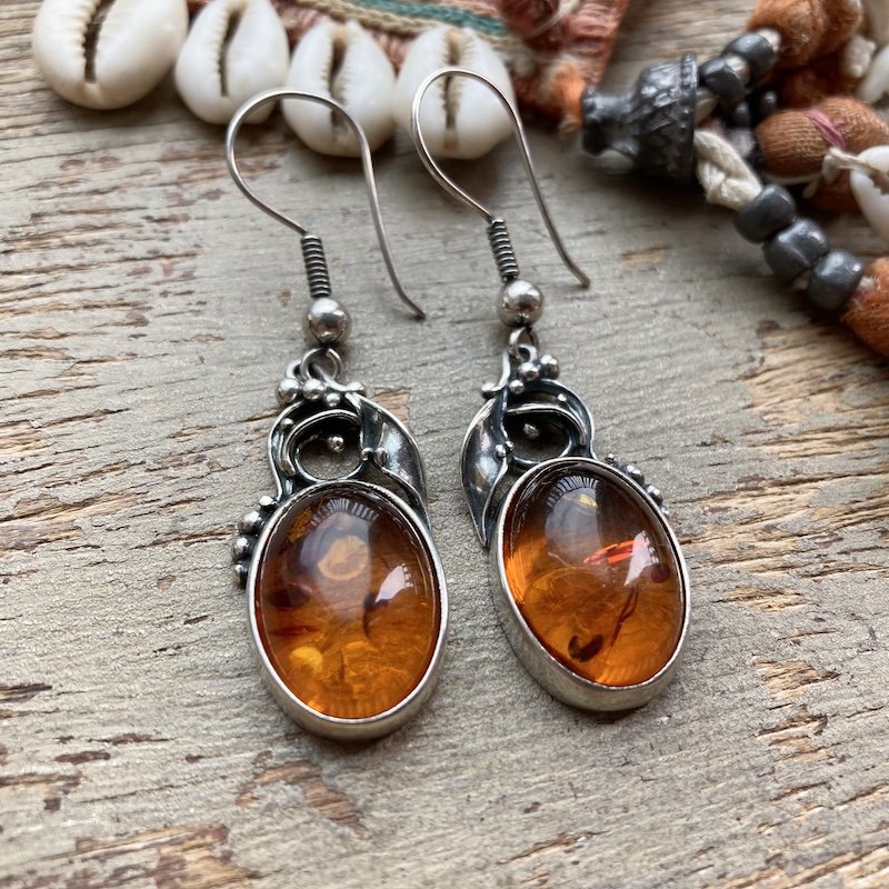 Stunning Vintage Sterling Silver Amber Earrings