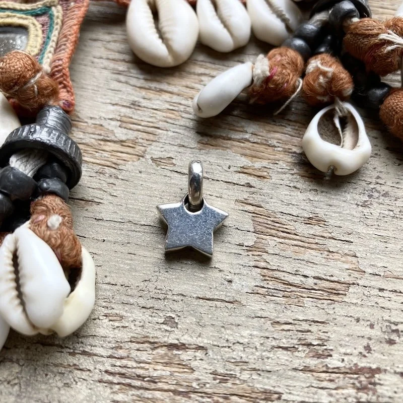 vintage chunky sterling silver star pendant 1.jpeg