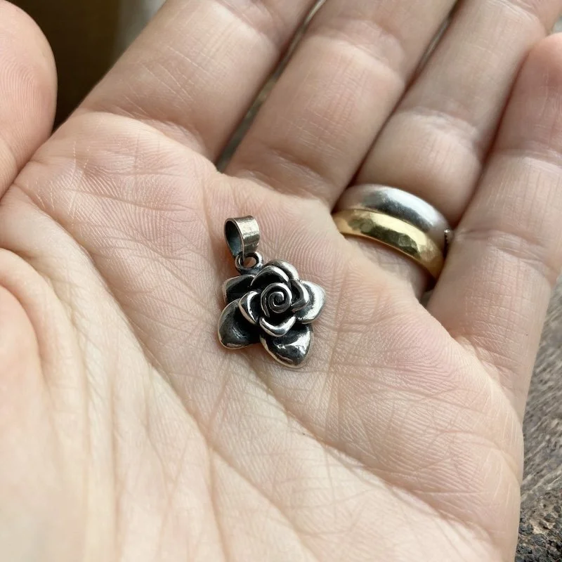 sterling silver rose pendant 3.jpeg