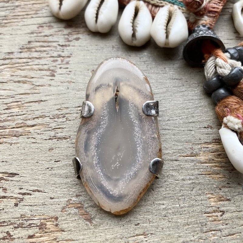 Beautiful Vintage Sterling Silver Agate Slice Pendant