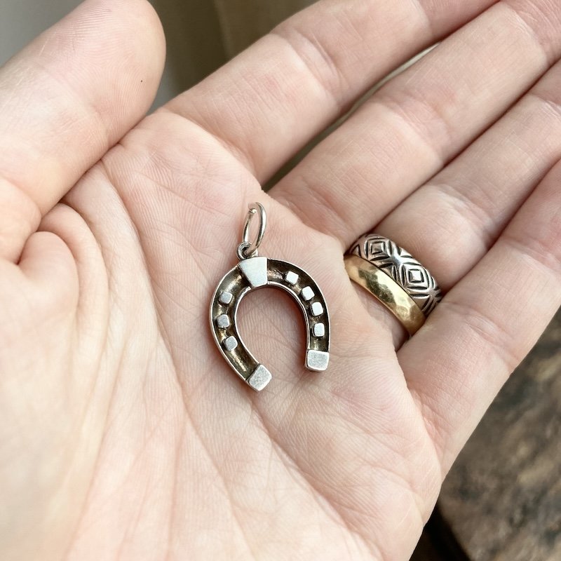 sterling silver lucky horseshoe pendant 3.jpeg
