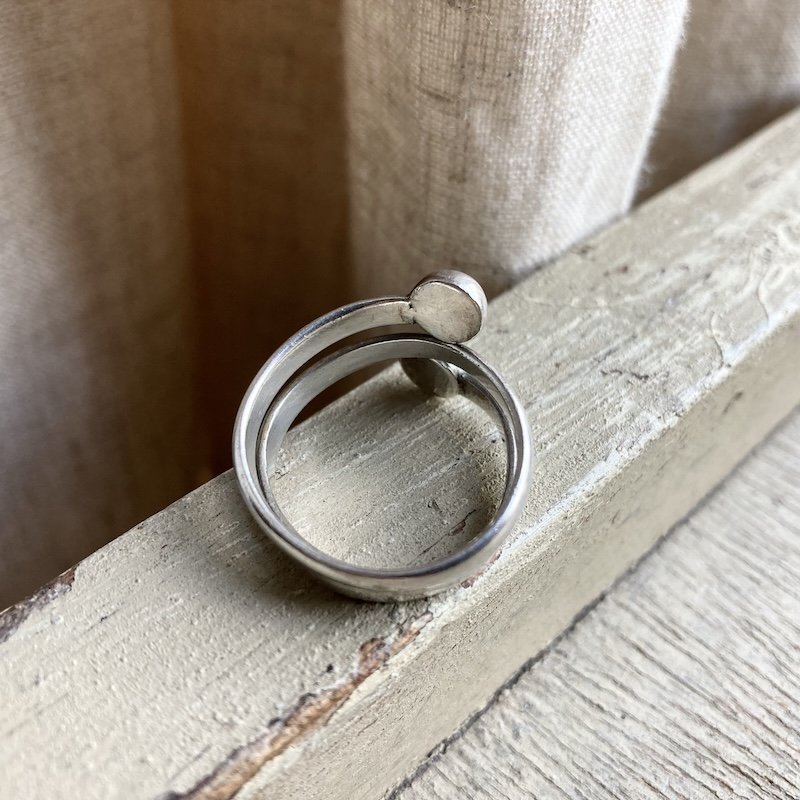 vintage simple sterling silver wraparound ring 2.jpeg