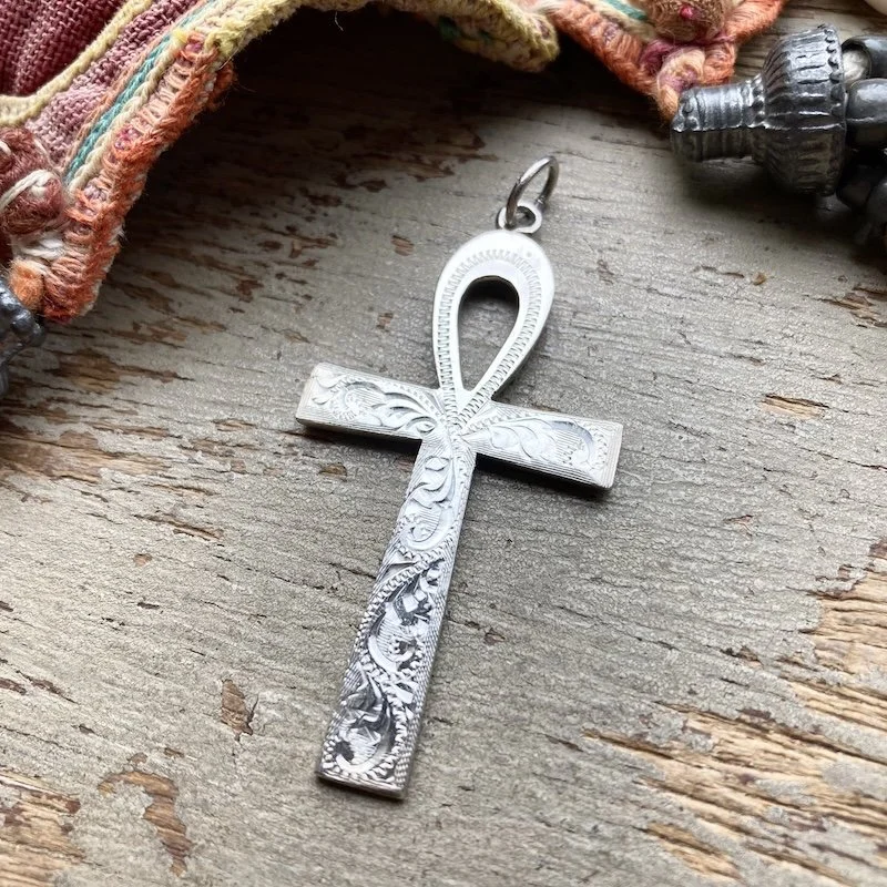 ornately engraved sterling silver ankh pendant 2.jpeg
