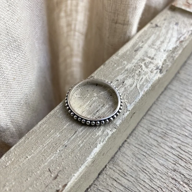 sterling silver dot band ring 2.jpeg