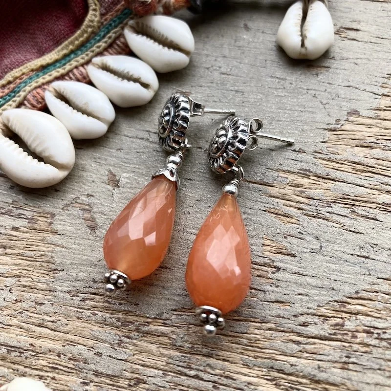 Indian sterling silver and carnelian droplet earrings 2.jpeg