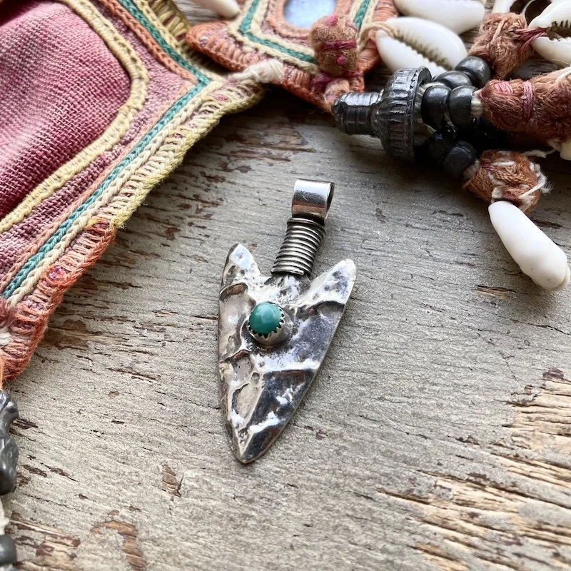 vintage sterling silver and turquoise arrowhead pendant 1.jpeg