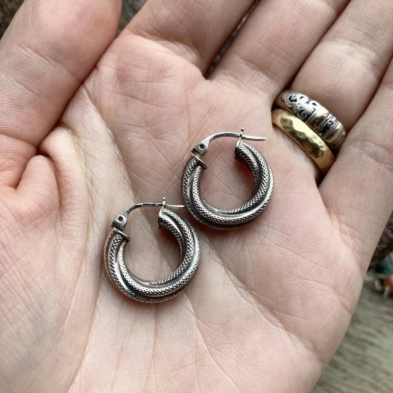 vintage chunky sterling silver hoops 3.jpeg