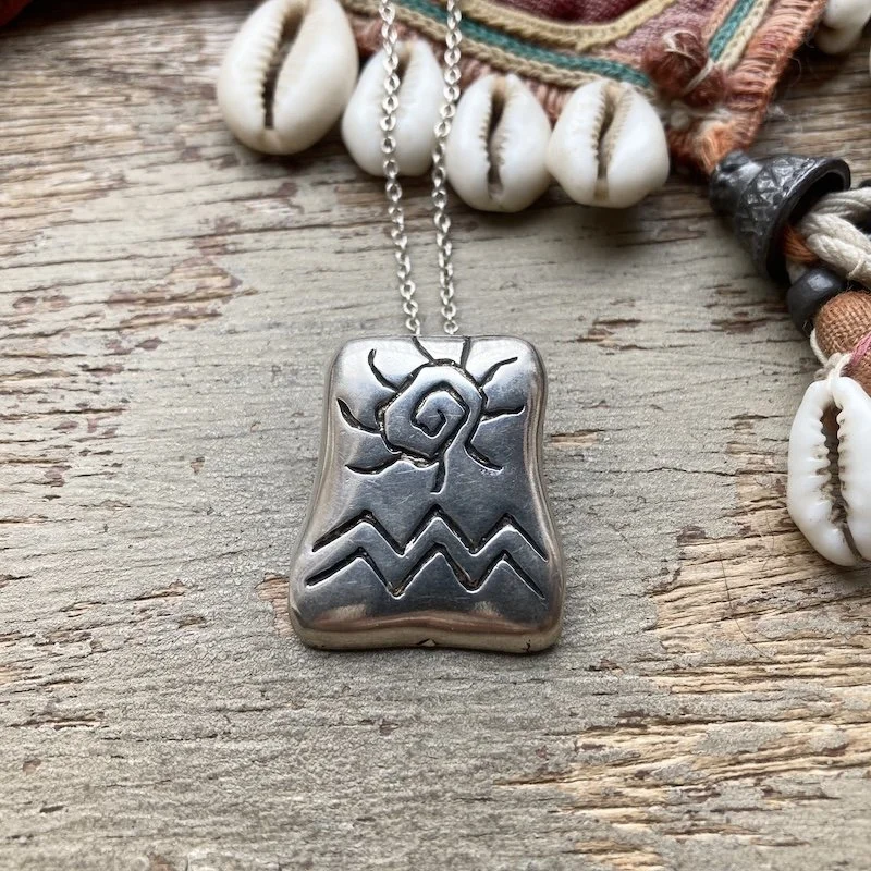 Amazing Vintage Sterling Silver Sun and Waves Necklace