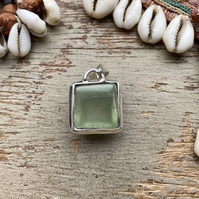 sterling silver and prehenite pendant 3.jpeg