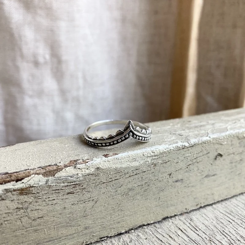 ornate sterling silver wishbone ring 3.jpeg