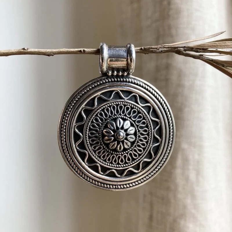 Beautiful Indian Ornate Solid Silver Pendant