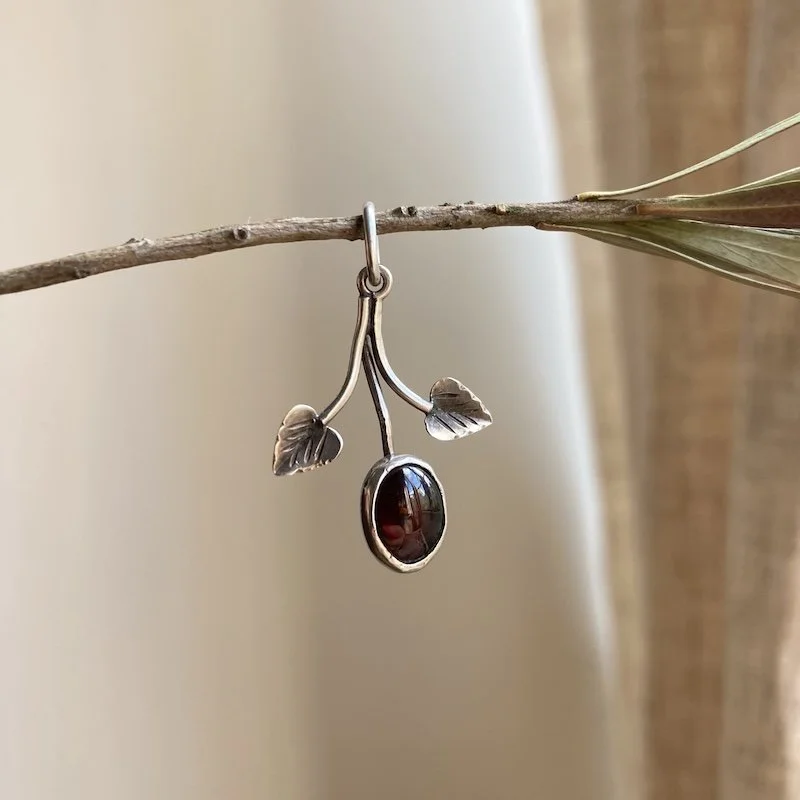 sterling silver garnet leaf pendant 4.jpeg