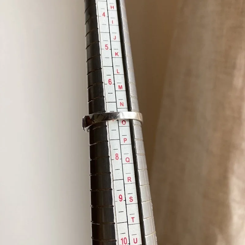 vintage ornate sterling silver and garnet ring 4.jpeg