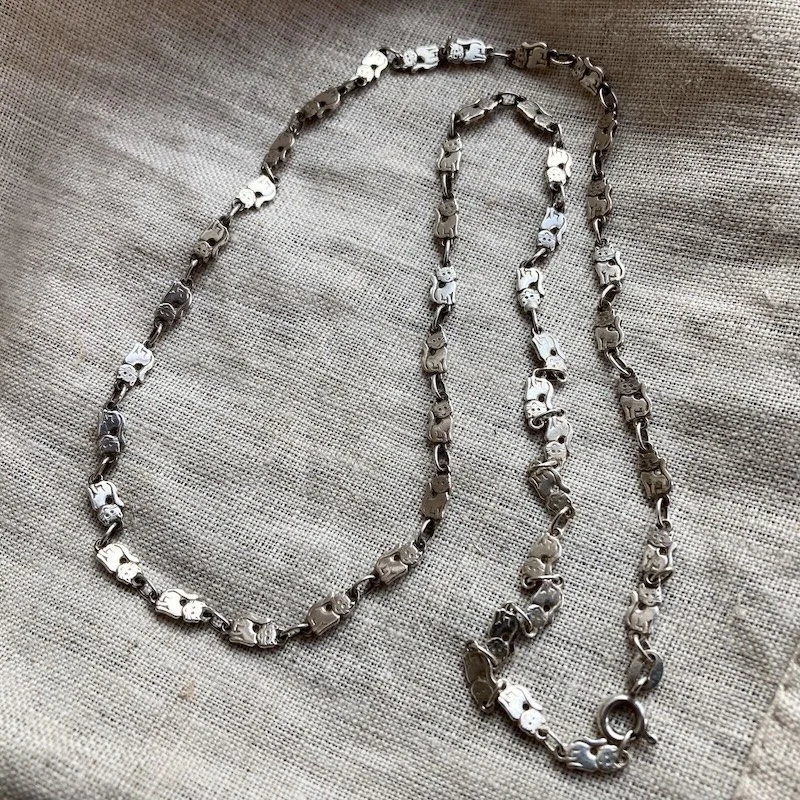 Adorable Vintage Sterling Silver Cat Chain Necklace