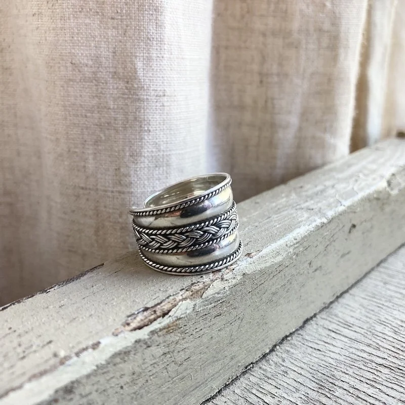 vintage sterling silver Bali ring 2.jpeg