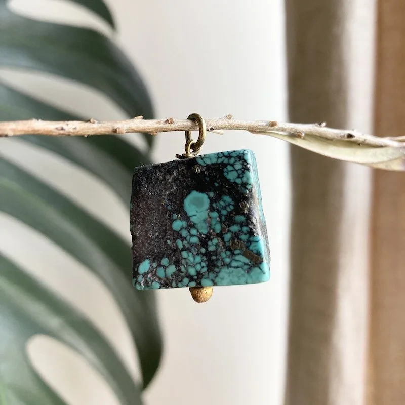 vintage 9ct gold and turquoise pendant 5.jpeg