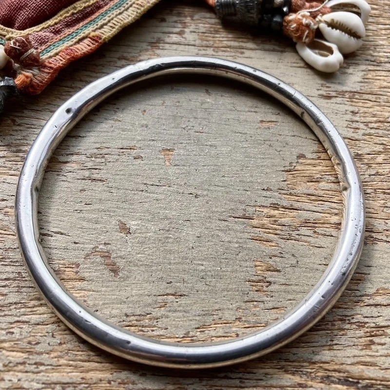 vintage simple sterling silver bangle 1.jpeg