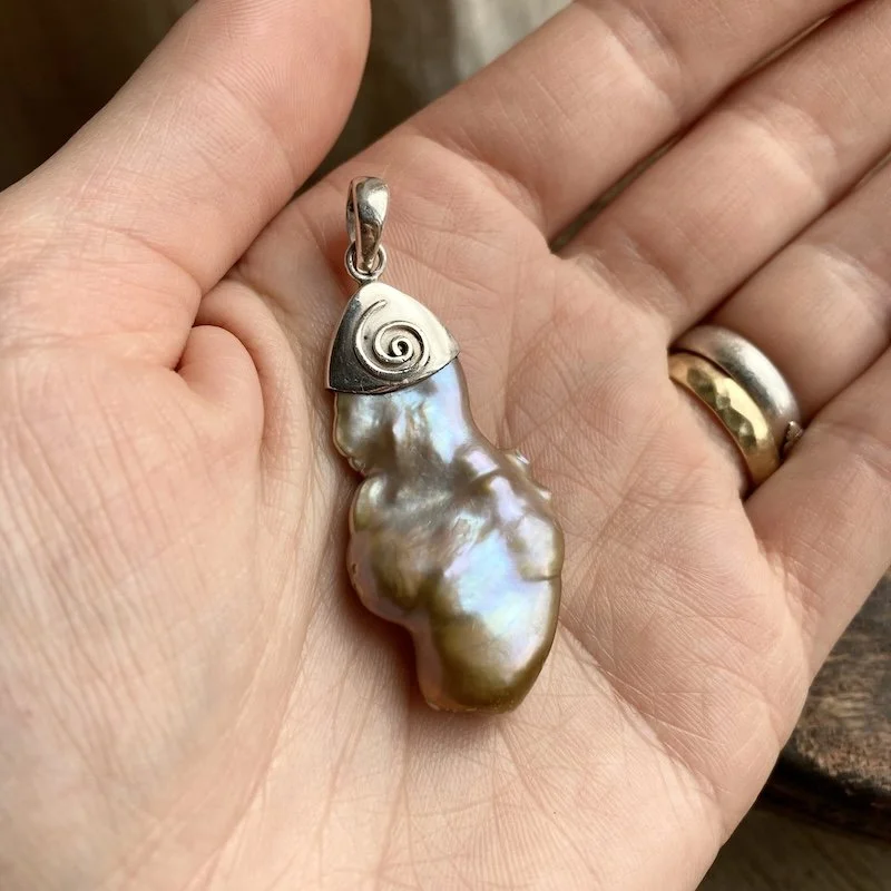 beautiful large sterling silver and  baroque pearl pendant 3.jpeg