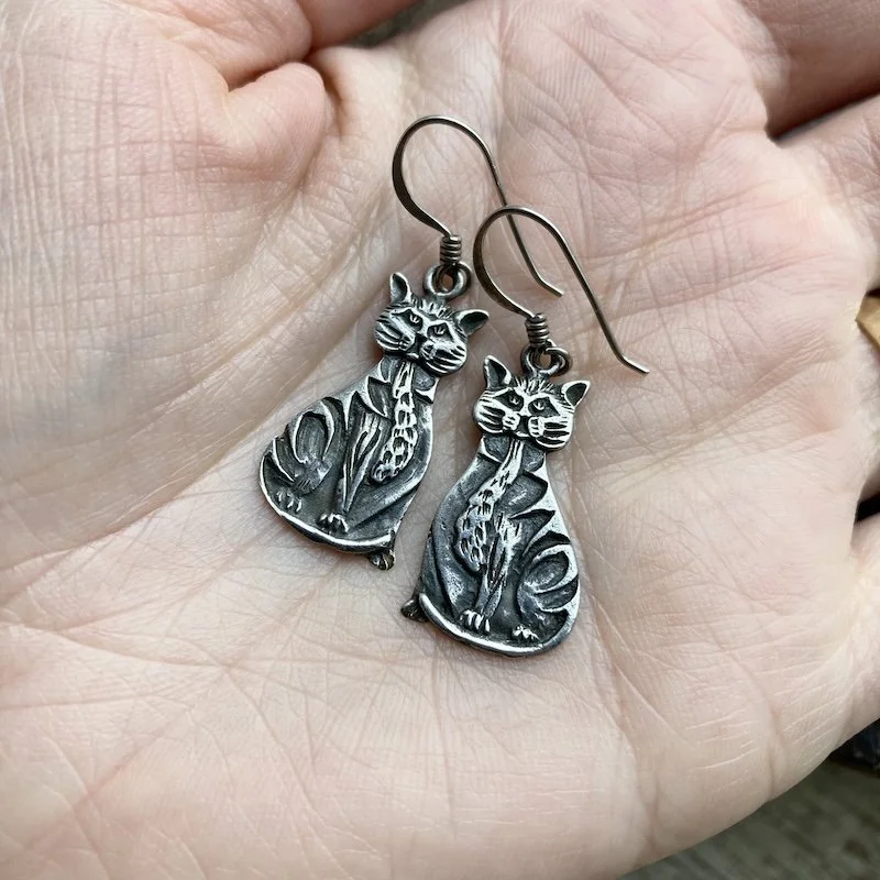 vintage sterling silver cat earrings 3.jpeg
