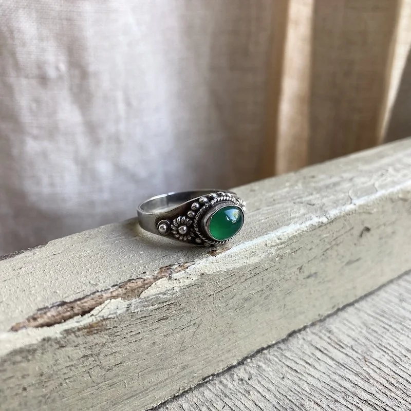 vintage ornate sterling silver and green onyx ring 2.jpeg