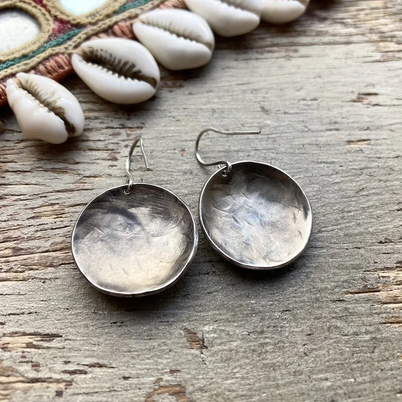 minimalist textured solid silver earrings 3.jpeg