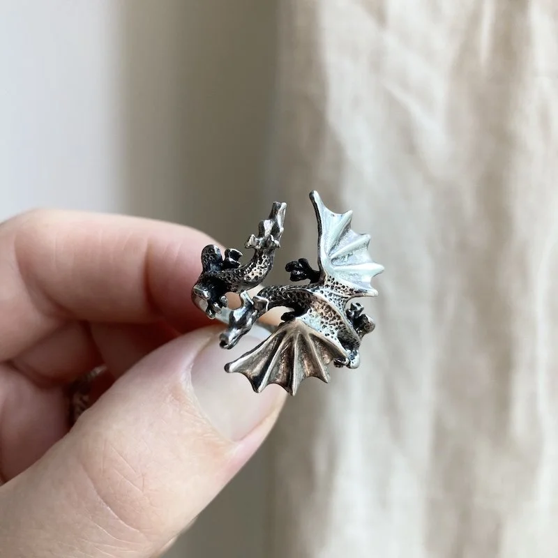 vintage sterling silver dragon ring 3.jpeg