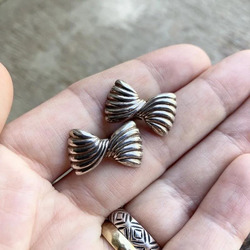 vintage sterling silver bow earrings 3.jpeg